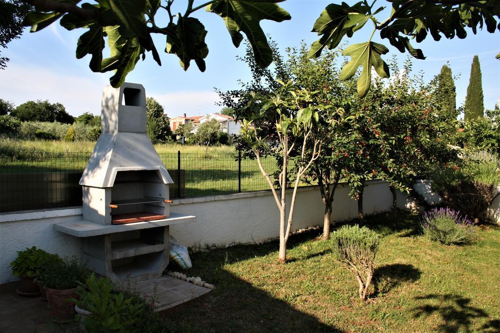 Holiday Home Magnolia Tar-Vabriga 外观 照片