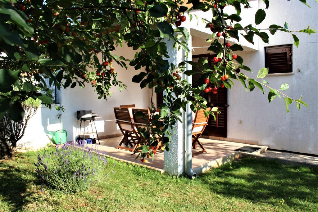 Holiday Home Magnolia Tar-Vabriga 外观 照片