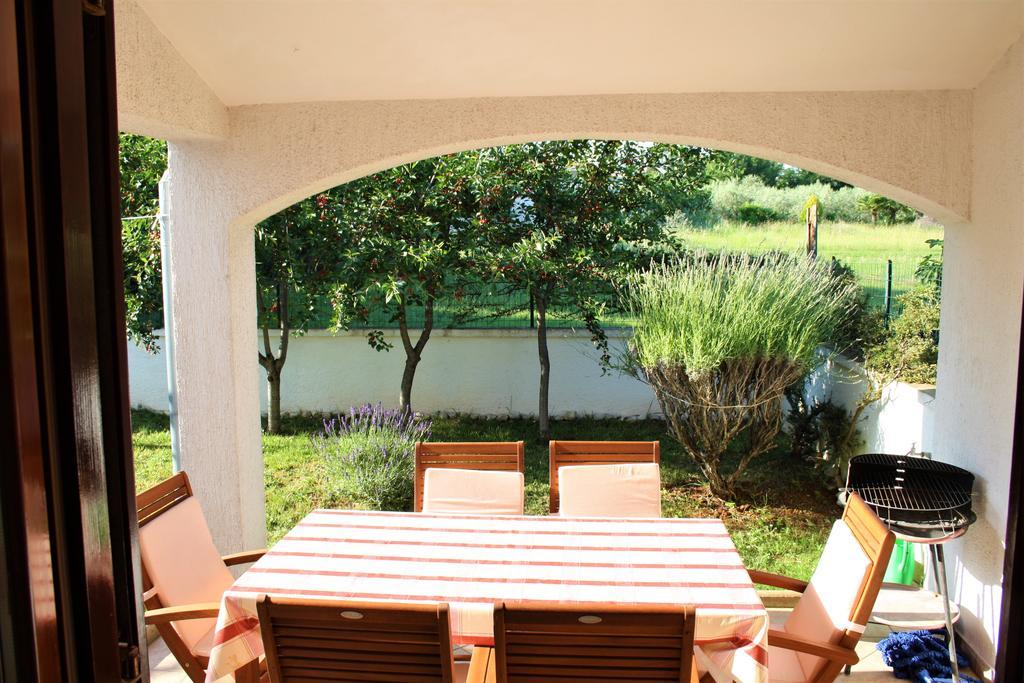 Holiday Home Magnolia Tar-Vabriga 外观 照片